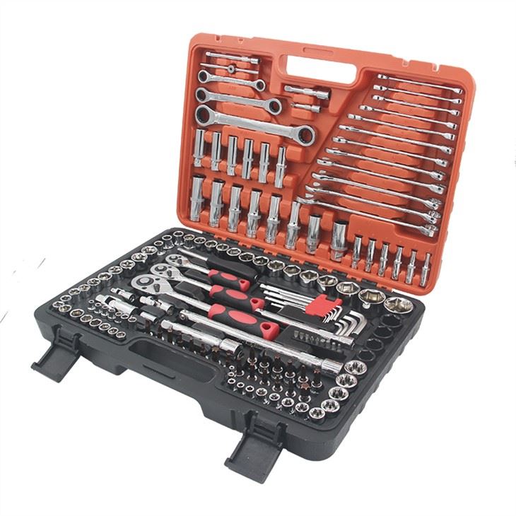 150pc Socket Tool Set With 1/2 1/4 3/8 DR